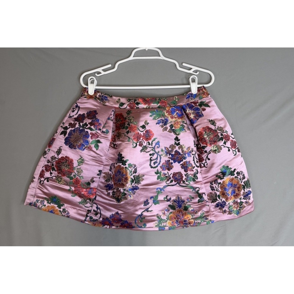 Free People Skirt 10 NWT Pink Brocade Floral Jacquard Mini Pleated Satin $98